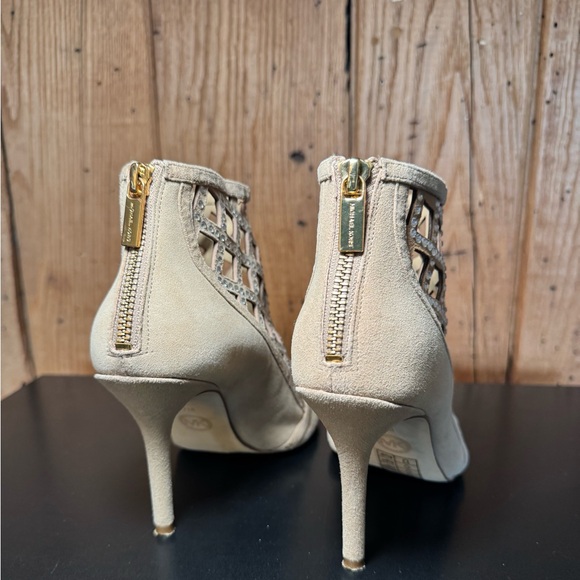 MICHAEL Michael Kors Yvonne Open-Toe Booties Khaki Suede Size 7M - Picture 7 of 13